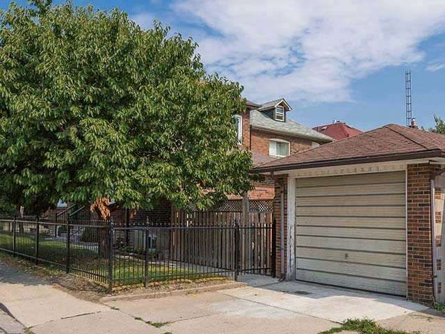 290 Westmount Ave, Toronto, M6E3N1 | Image 2