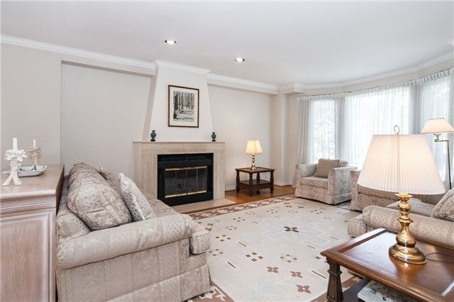 213 Fairlawn Ave, Toronto, M5M1S9 | Image 2