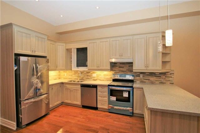 51 Rogers Rd, Toronto, M6E1N5 | Image 2