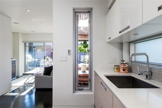 270 Euclid Ave, Toronto, M6J2K2 | Image 2