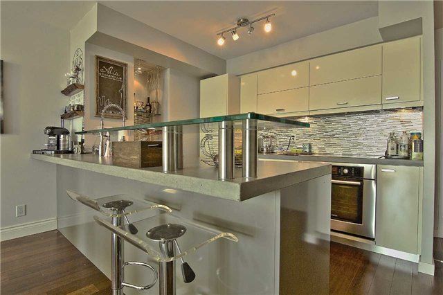 1802 - 397 Front St W, Toronto, M5V3S1 | Image 2