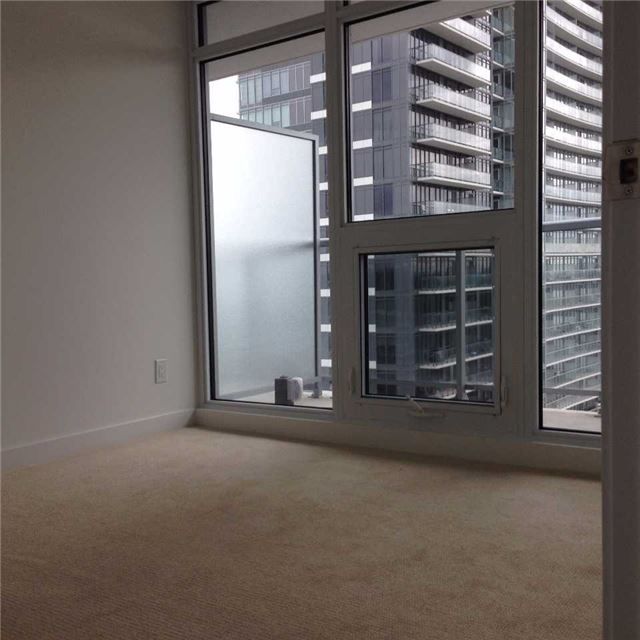 2003 - 72 Esther Shiner Blvd, Toronto, M2K2X9 | Image 3