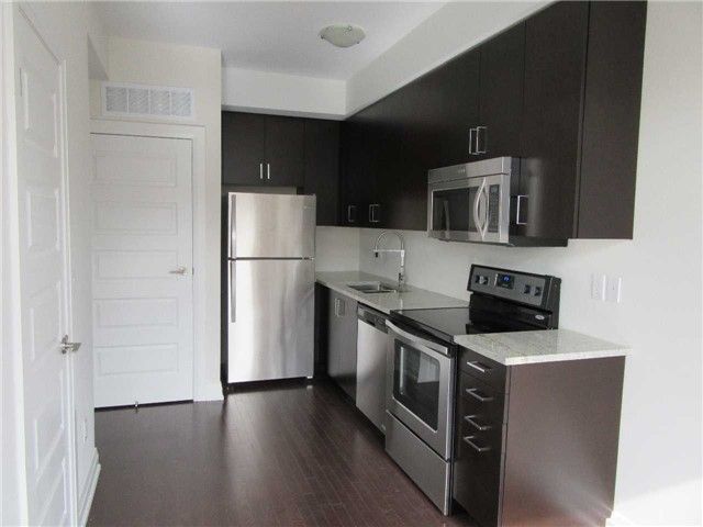 111 - 23 Eldora Ave, Toronto, M2M1R3 | Image 2