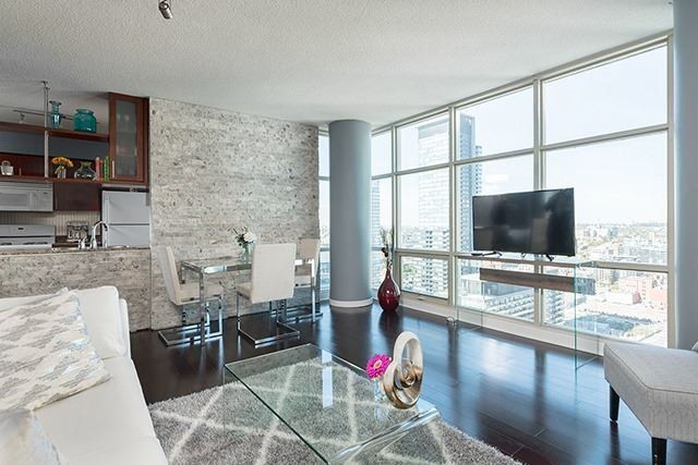 3306 - 35 Mariner Terr, Toronto, M5V3V9 | Image 2