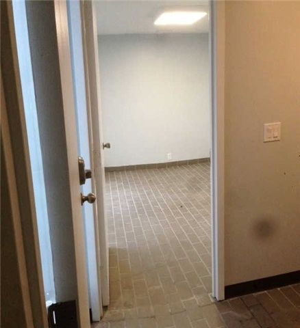 301 - 405 Dundas St W, Toronto, M5T1G6 | Image 2