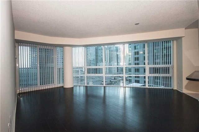 511 - 19 Grand Trunk Cres, Toronto, M5J3A3 | Image 2