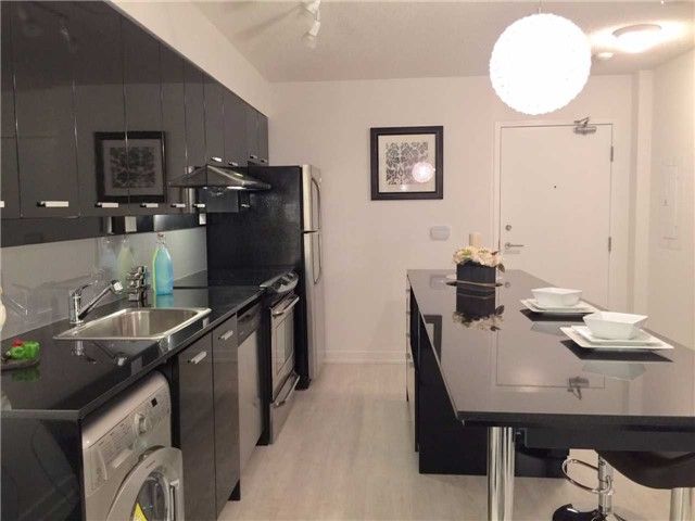 1812 - 19 Singer Crt, Toronto, M2K0B2 | Image 2