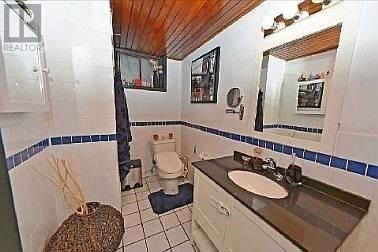 192 Combe Ave, Toronto, M3H4K5 | Image 2