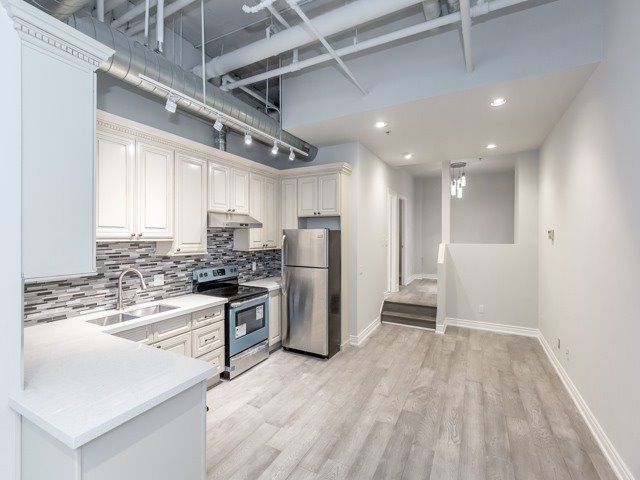 101 - 101 Mccaul St, Toronto, M5T2X3 | Image 2