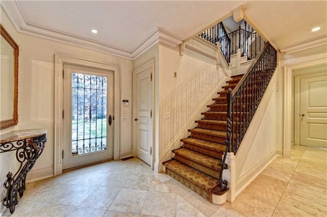 108 Sandringham Dr, Toronto, M3H1C9 | Image 2