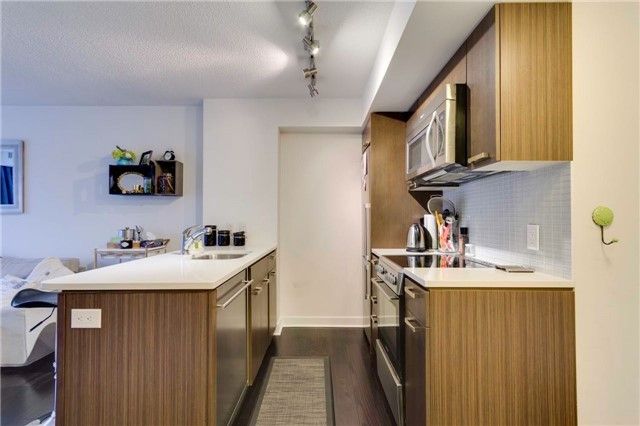 707 - 295 Adelaide St W, Toronto, M5V1P7 | Image 3