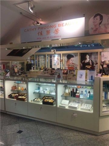 237 - 222 Spadina Ave, Toronto, M5T3B3 | Image 2