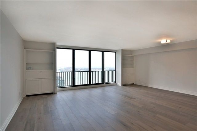 2804 - 33 Harbour Sq, Toronto, M5J2G2 | Image 3