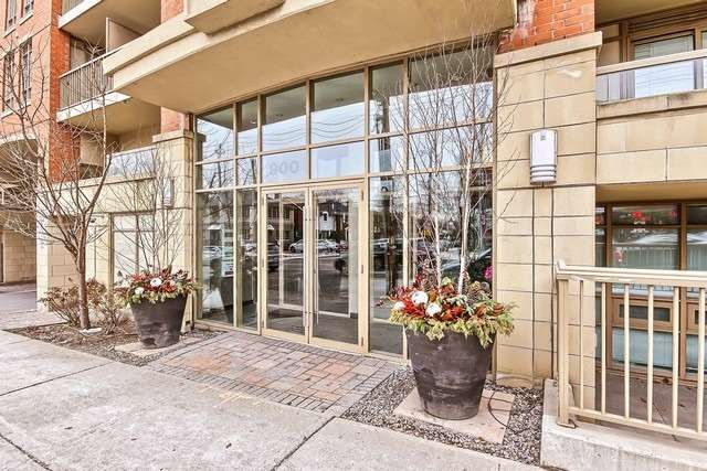 426 - 900 Mount Pleasant Rd, Toronto, M4P3J9 | Image 2