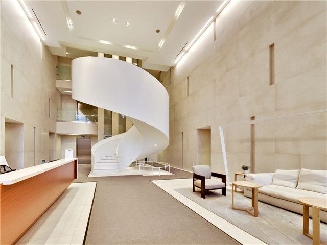 811 - 170 Avenue Rd, Toronto, M5R0A4 | Image 2