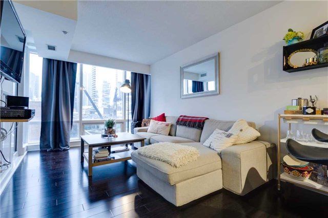 707 - 295 Adelaide St W, Toronto, M5V1P7 | Image 3