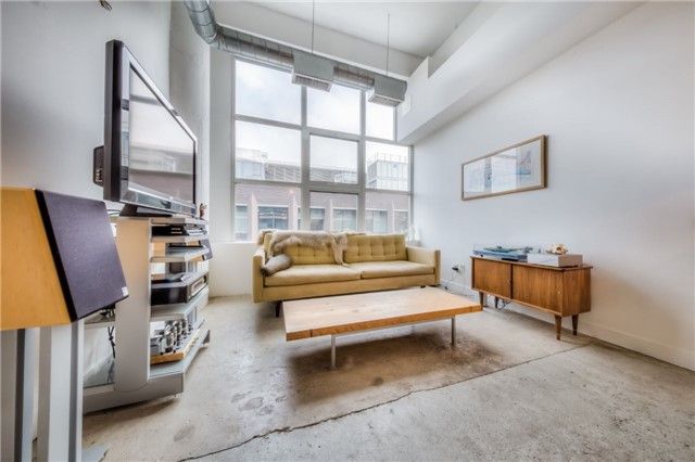 926 - 155 Dalhousie St, Toronto, M5B2P7 | Image 2