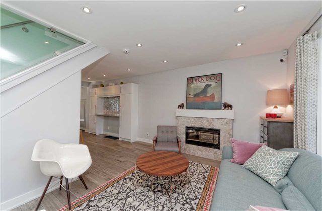 220 Robina Ave, Toronto, M6C3Z1 | Image 2