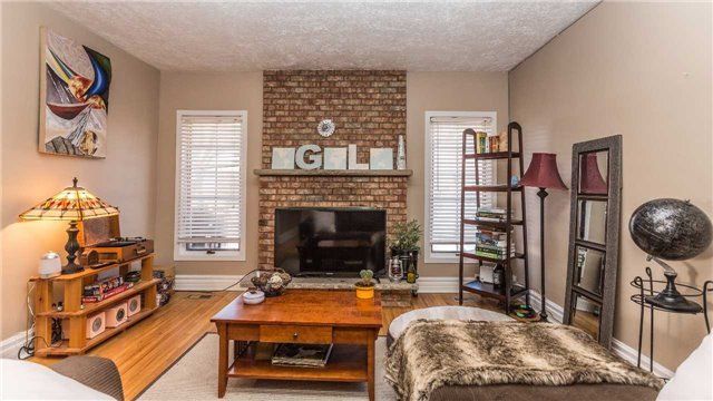 205 Burnett Ave, Toronto, M2N 1V7 | Image 3