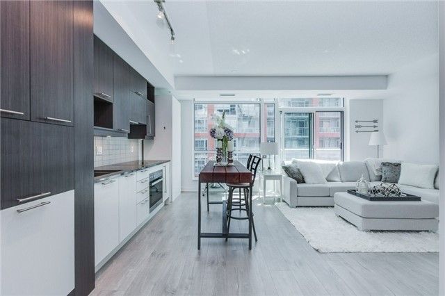 416 - 30 Nelson St, Toronto, M5V0H5 | Image 2