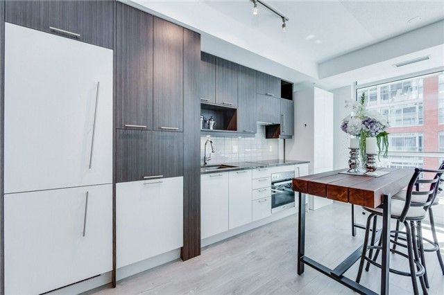 416 - 30 Nelson St, Toronto, M5V0H5 | Image 3