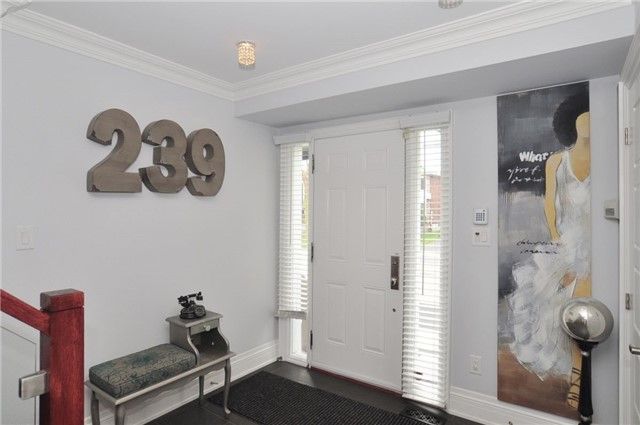 239 Pineway Blvd, Toronto, M2H1B5 | Image 2