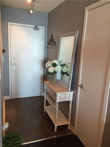 2612 - 397 Front St W, Toronto, M5V 3V1 | Image 2