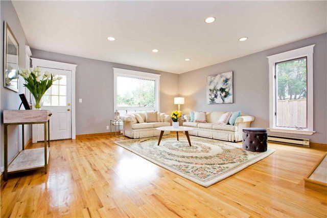 46 Overton Cres, Toronto, M3B2V2 | Image 3