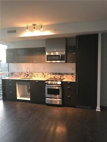 3811 - 290 Adelaide St W, Toronto, M5V1P6 | Image 2