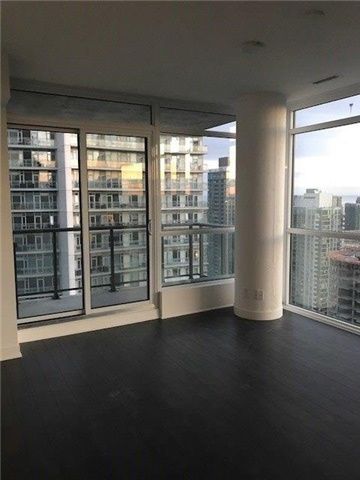 3811 - 290 Adelaide St W, Toronto, M5V1P6 | Image 3