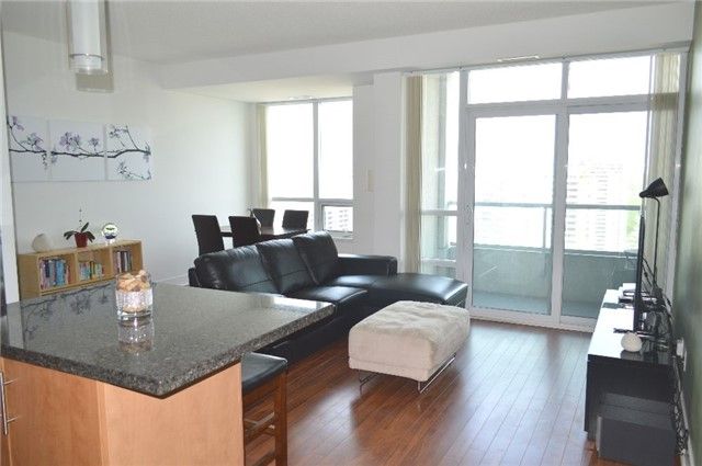 2804 - 120 Homewood Ave, Toronto, M4Y2J3 | Image 2