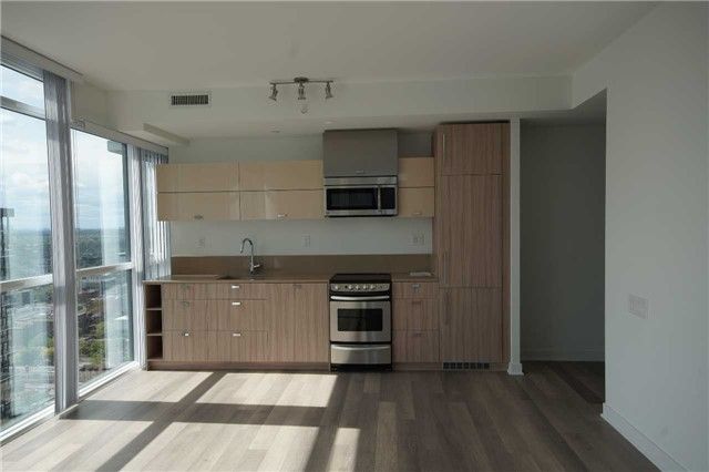 3711 - 290 Adelaide St W, Toronto, M5V1P6 | Image 2