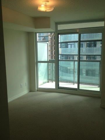 3508 - 19 Grand Trunk Cres, Toronto, M5J3A3 | Image 2