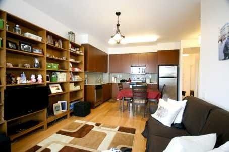 511 - 777 Steeles Ave W, Toronto, M2R3W9 | Image 2