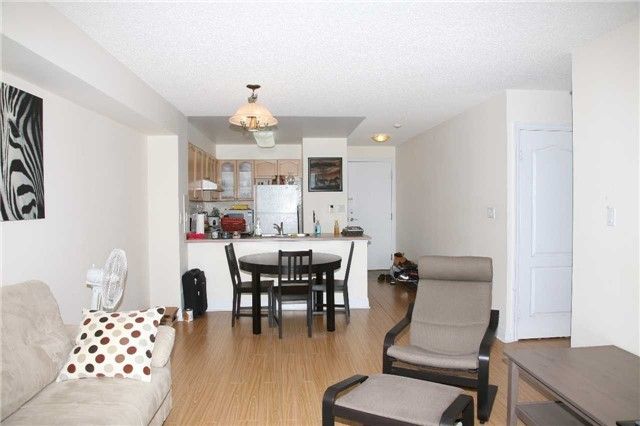 1009 - 188 Doris Ave, Toronto, M2N6Z5 | Image 2