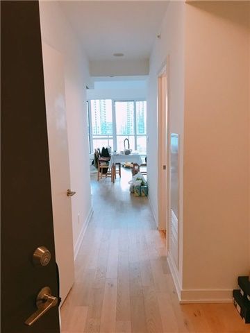 2501 - 20 Bruyeres Mews, Toronto, M5V0G8 | Image 2