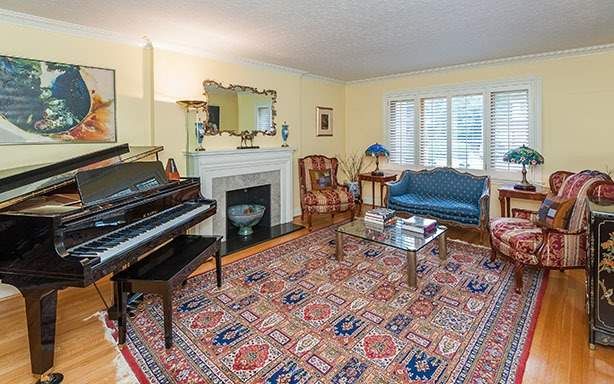 21 Austin Terr, Toronto, M5R3E4 | Image 3