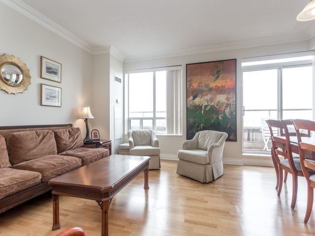 Rg1 - 2 Clairtrell Rd, Toronto, M2N7H5 | Image 2