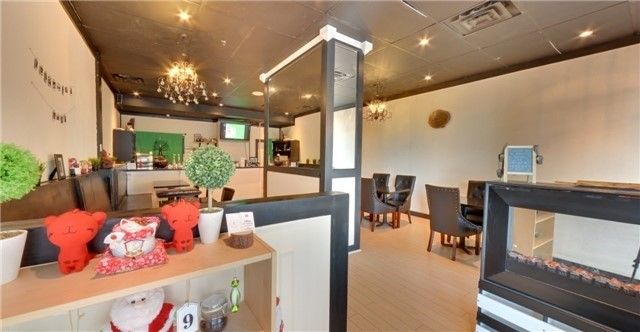 23 Spring Garden Ave, Toronto, M2N3G1 | Image 2