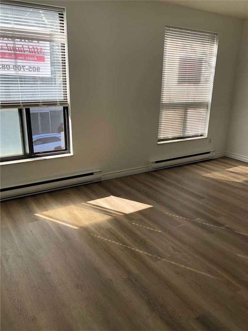 422 Queen St W, Toronto, M5V2A7 | Image 3