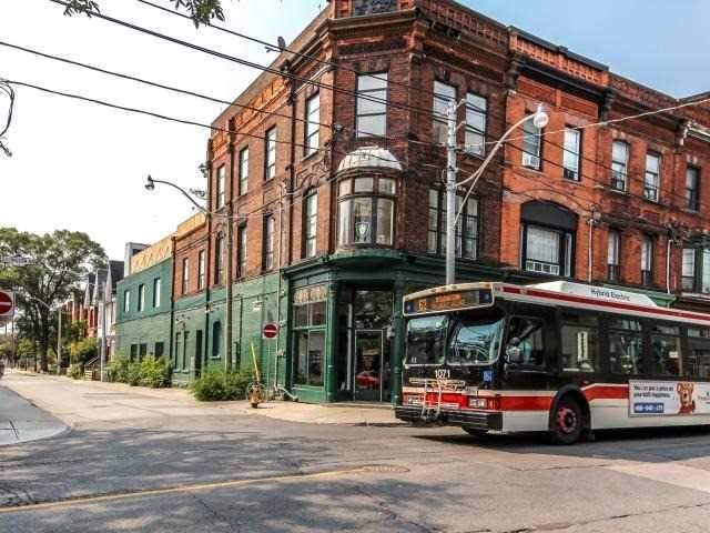 322 - 109 Ossington Ave, Toronto, M6J0G1 | Image 3