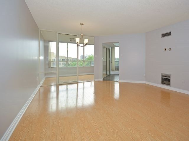 625 - 1210 Don Mills Rd, Toronto, M3B3N9 | Image 3