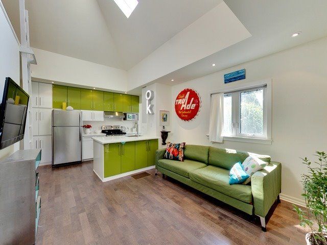 319 Wychwood Ave, Toronto, M6C2T6 | Image 3