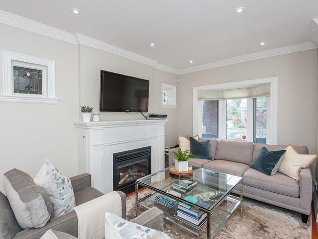 55 Kenwood Ave, Toronto, M6C2S1 | Image 2