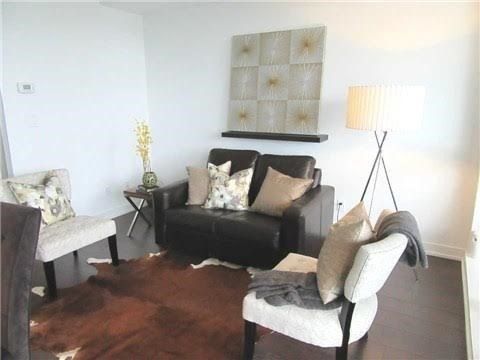 1901 - 20 Bruyeres Mews, Toronto, M5V0G8 | Image 2