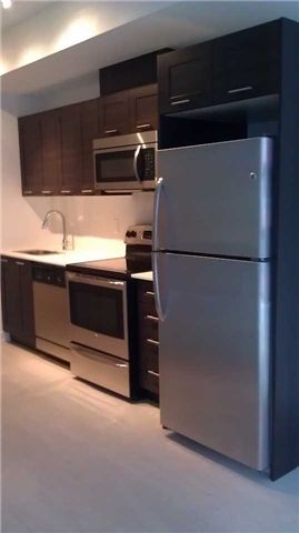 513 - 20 Bruyeres Mews, Toronto, M5V 0G8 | Image 2