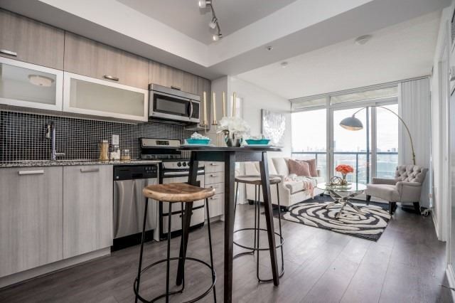 1817E - 36 Lisgar St, Toronto, M6J3G2 | Image 3