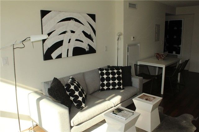 201 - 38 Joe Shuster Way, Toronto, M6K0A5 | Image 2