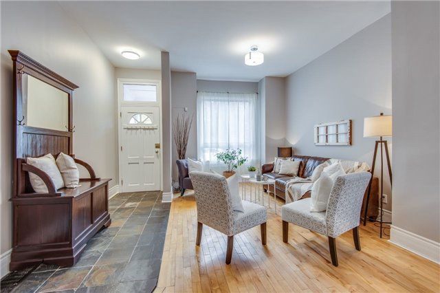 164 Albany Ave, Toronto, M5R3C6 | Image 3