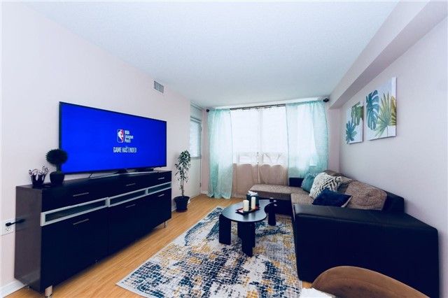 210 - 555 Wilson Heights Blvd, Toronto, M3H6B5 | Image 3